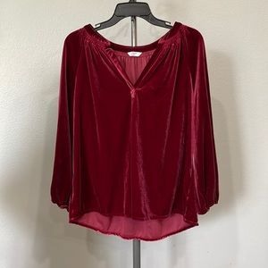 Crown & Ivy Maroon Velvet Top Size L